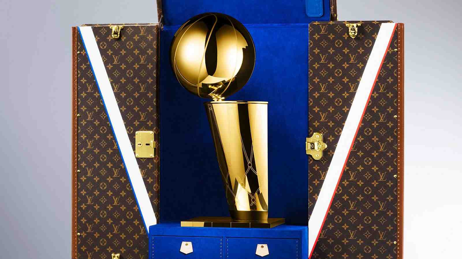 LOUIS VUITTON, AN EXCLUSIVE PARTNERSHIP AGREEMENT WITH THE NBA