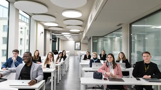 L’Institut Sup de Luxe répond aux défis internationaux et géopolitiques du luxe avec un nouveau Bachelor visé