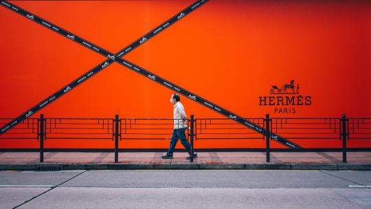 enseigne devanture marque Hermès street marketing branding