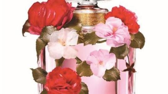 Vu sur Luxe Magazine : Mon Guerlain Bloom of Rose edition prestige