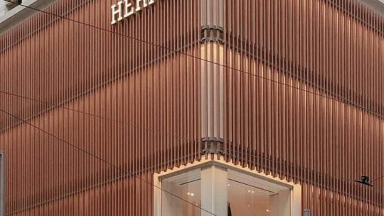 Boutique Hermès à Canton... Record de ventes pour la réouverture !