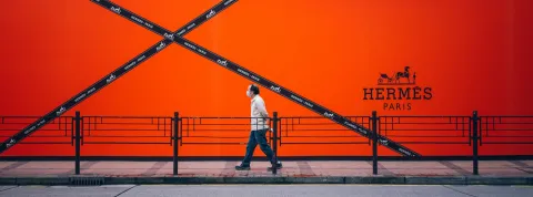 enseigne devanture marque Hermès street marketing branding